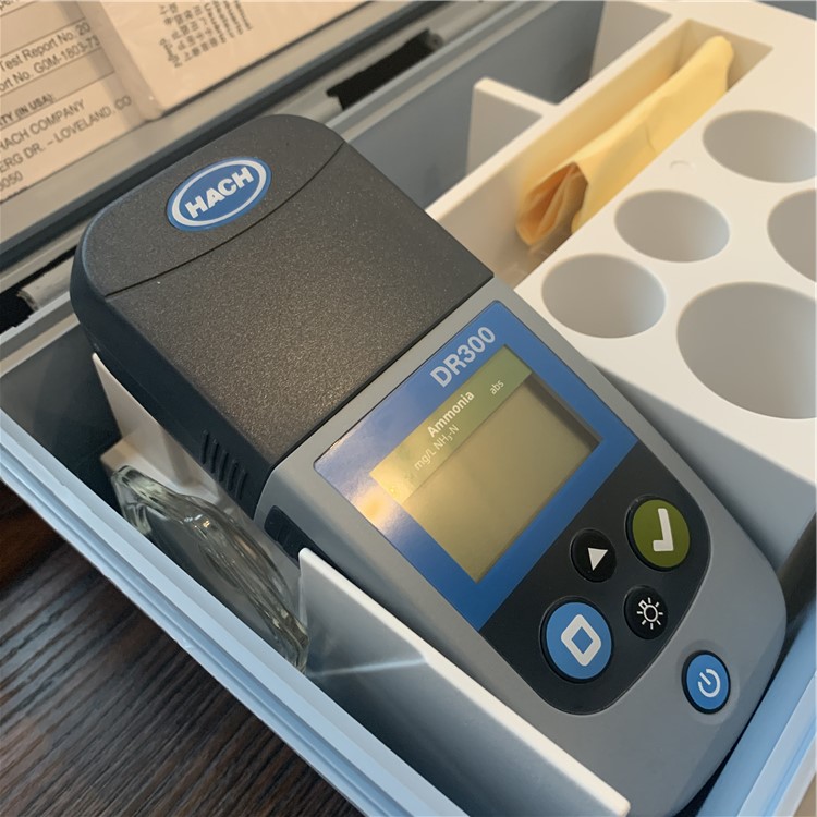 lpv445.97.40110 dr300便携式氨氮比色计